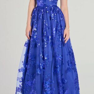 Brand NEW Royal Blue Windsor long PROM dress size large